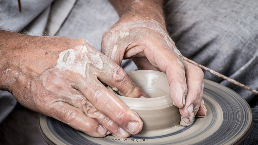 手工制作粘土陶器