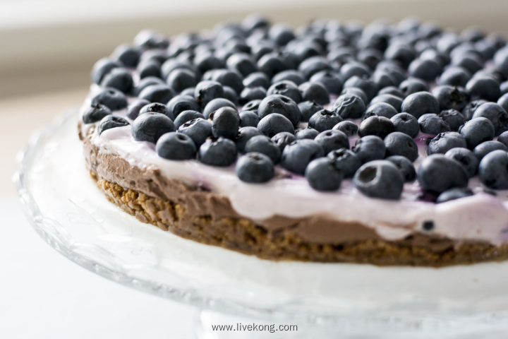 蓝莓巧克力生日蛋糕