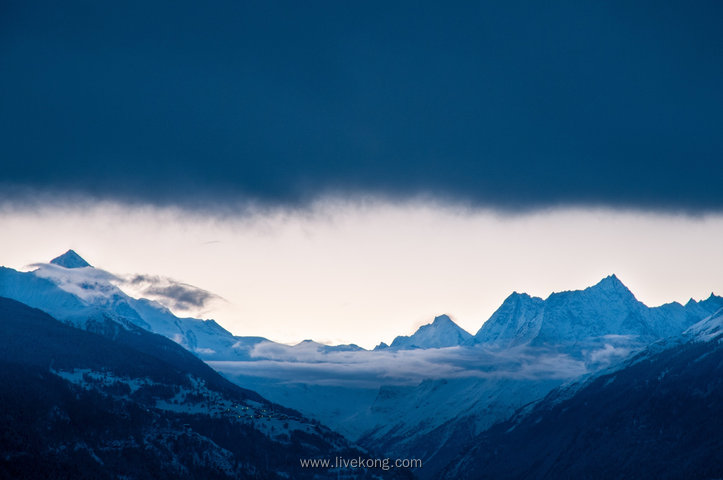 实拍群山风景